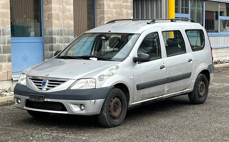 Gebraucht Dacia Logan Lauréate 105 PS (77 kW) 2009
