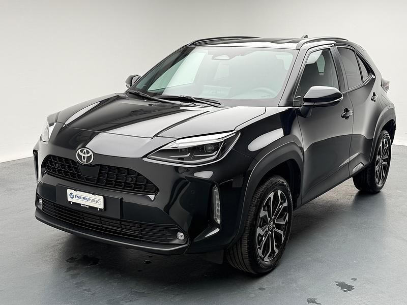 Gebraucht Toyota Yaris Cross Trend 116 PS (85 kW) 2025 Schwarz SUV