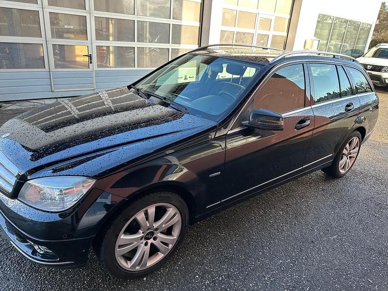 Gebraucht Mercedes C220 170 PS (125 kW) 2009