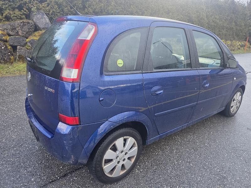 Gebraucht Opel Meriva Essentia 100 PS (73 kW) 2003 Van / Kleinbus