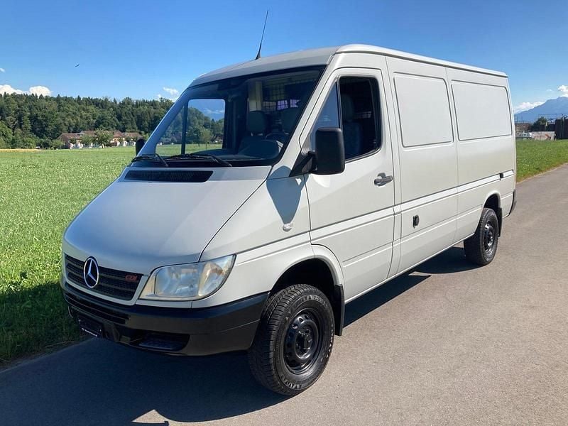 Gebraucht 2004 Mercedes Sprinter Van | CHF 19’990 - Bild 1/4