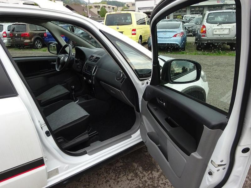 Gebraucht Suzuki SX4 GL 120 PS (88 kW) 2013 SUV