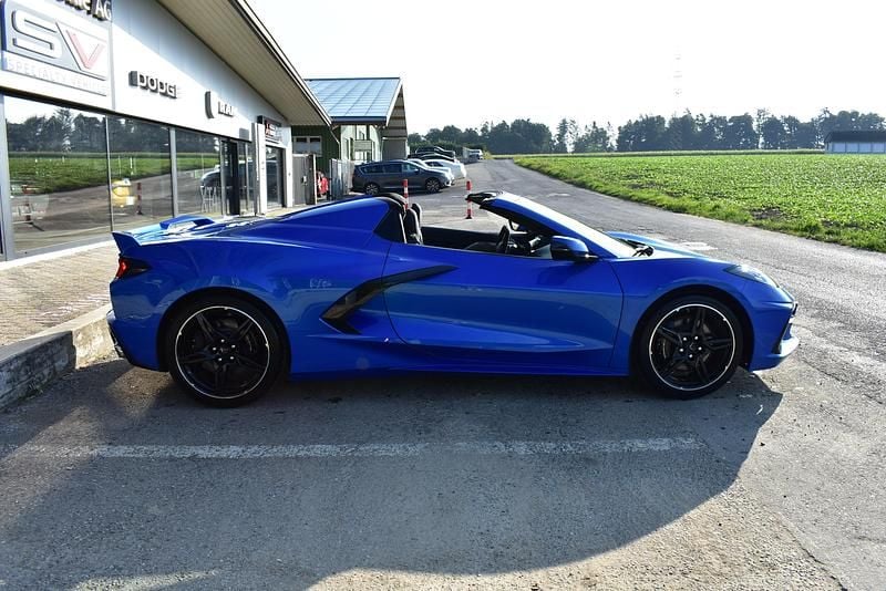 Neu Chevrolet Corvette Stingray 481 PS (353 kW) 2025 Blau Cabrio
