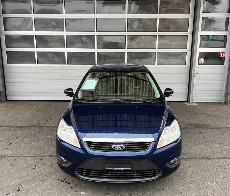 Gebraucht Ford Focus Titanium 125 PS (91 kW) 2010