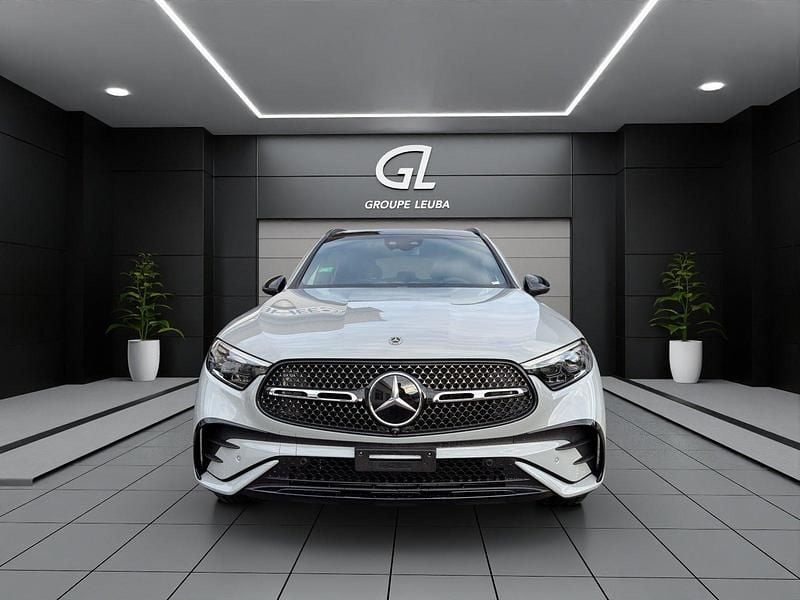 Neu Mercedes GLC400d 381 PS (280 kW) 2025 Grau SUV