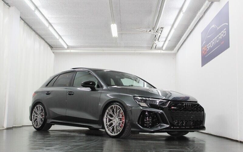 Gebraucht Audi RS3 Sportback 460 PS (338 kW) 2021 Kleinwagen