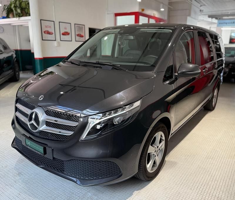 Gebraucht 2022 Mercedes V250 Avantgarde Van / Kleinbus | CHF 52’900 (Guter Preis) - Bild 1/4