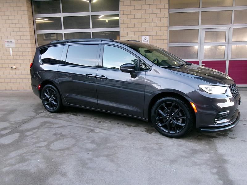 Gebraucht Chrysler Pacifica Limited 291 PS (214 kW) 2022