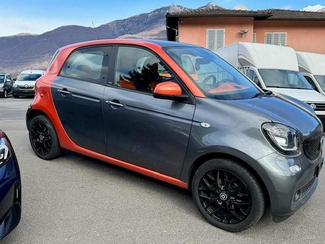Gebraucht Smart ForFour 90 PS (66 kW) 2015 Kleinwagen
