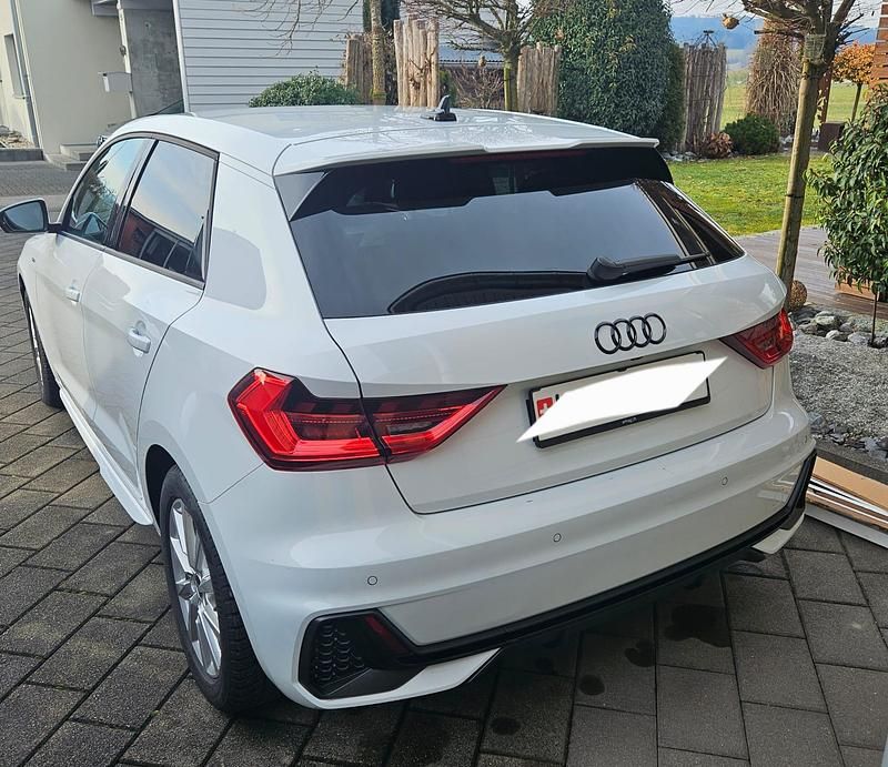 Gebraucht Audi A1 Sportback Advanced 110 PS (80 kW) 2023 Kleinwagen