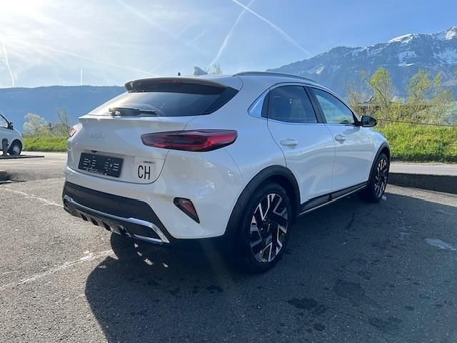 Gebraucht Kia XCeed 141 PS (103 kW) 2024 Weiss SUV