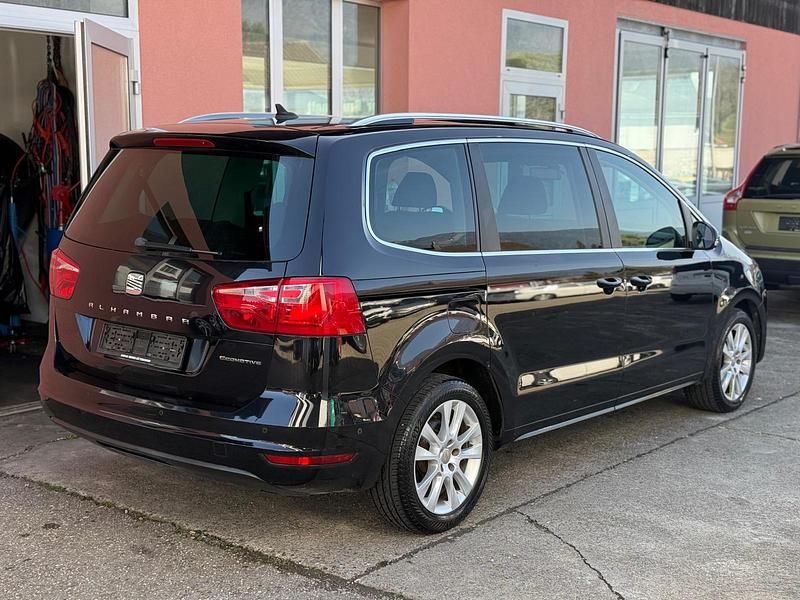 Gebraucht Seat Alhambra Reference 150 PS (110 kW) 2011 Van / Kleinbus