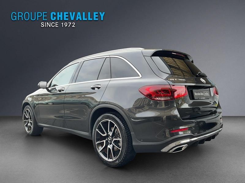 Gebraucht Mercedes GLC300e AMG line 258 PS (189 kW) 2019 Grau SUV