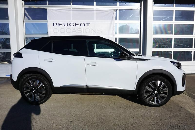 Gebraucht Peugeot 2008 GT 145 PS (106 kW) 2024 Weiss SUV