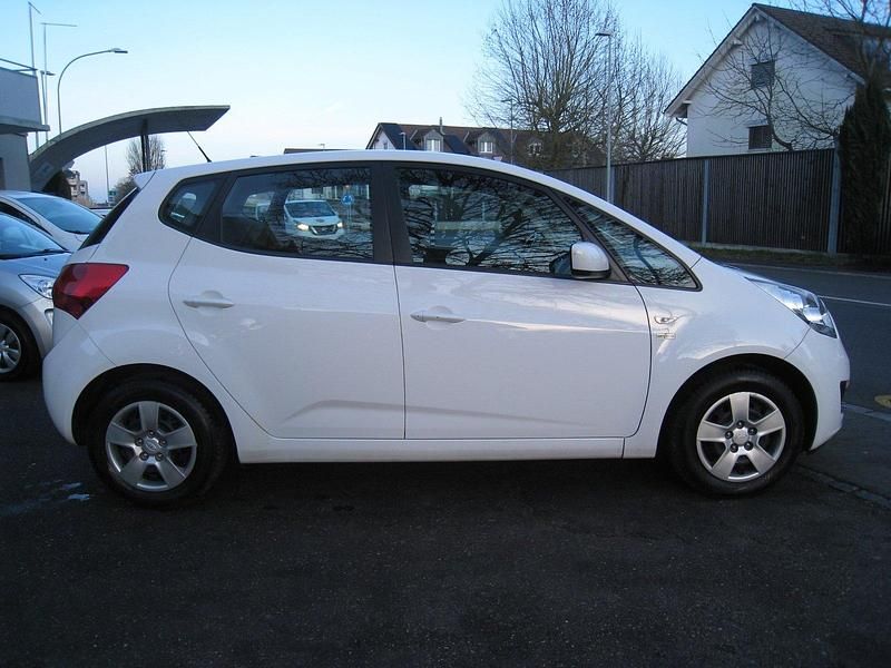 Gebraucht Kia Venga 125 PS (91 kW) 2011 Kleinwagen