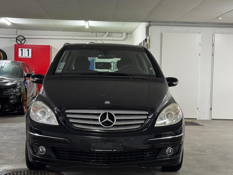 Gebraucht Mercedes B150 Edition 95 PS (69 kW) 2008 Van / Kleinbus