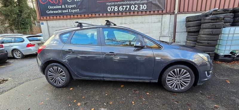 Gebraucht Opel Astra 140 PS (102 kW) 2013