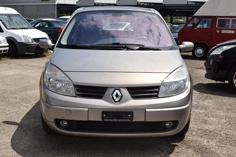 Gebraucht 2004 Renault Scénic II Expression Van / Kleinbus | CHF 3’800 - Bild 1/4