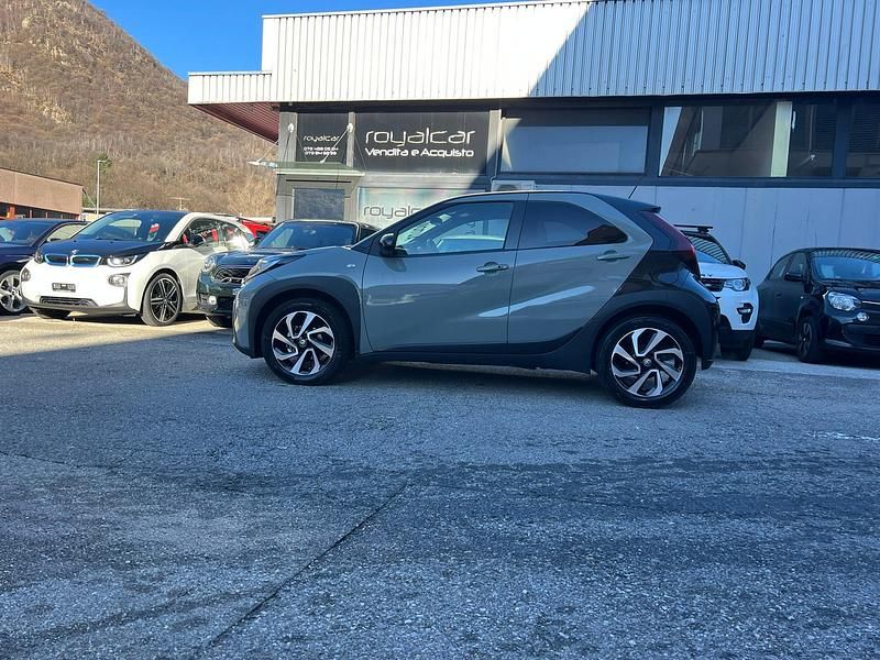 Gebraucht Toyota Aygo X Trend 72 PS (52 kW) 2025 SUV
