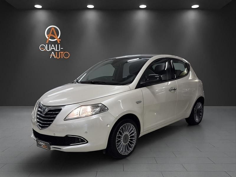 Gebraucht Lancia Ypsilon Gold 85 PS (62 kW) 2012 Kleinwagen