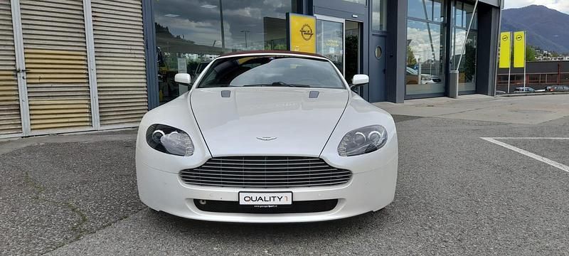 Gebraucht Aston Martin V8 Vantage 385 PS (283 kW) 2008 Weiss Coupé