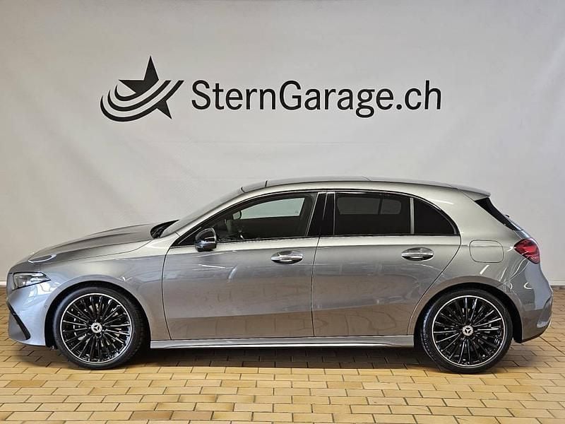 Gebraucht Mercedes A220 AMG line 190 PS (139 kW) 2025 Grau Limousine