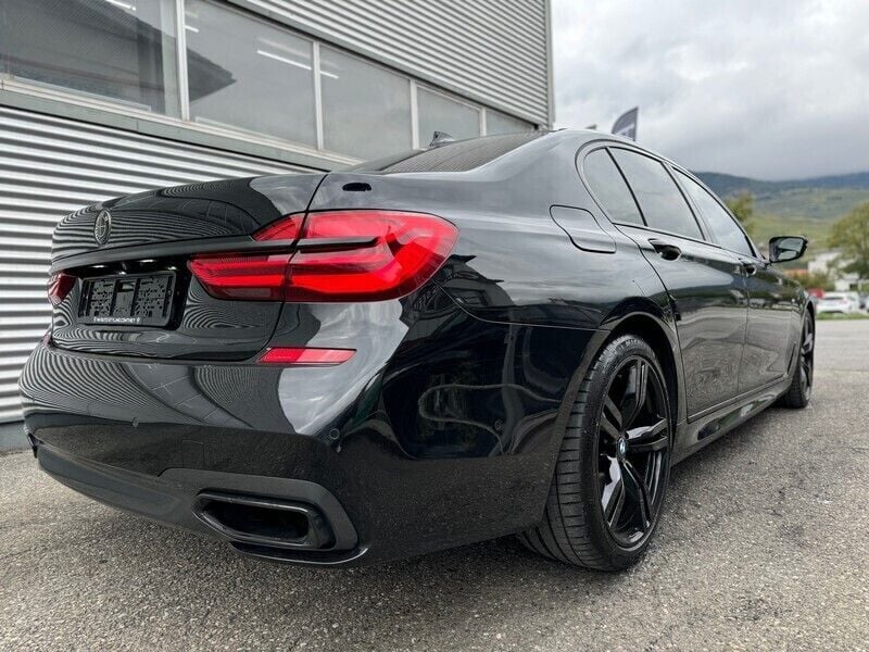 Gebraucht BMW 750 450 PS (330 kW) 2016 Limousine