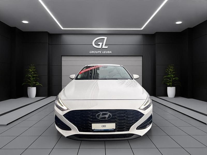 Neu Hyundai i30 140 PS (102 kW) 2025 Weiss Limousine