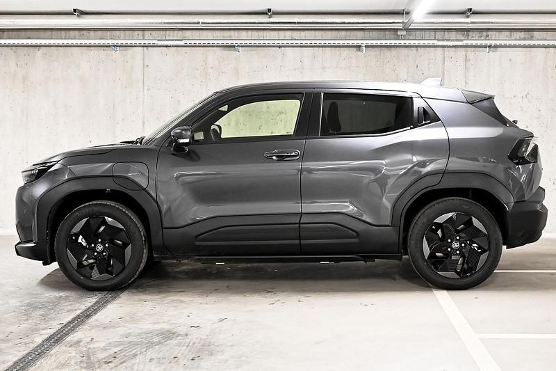 Neu Toyota Urban Cruiser Comfort 105 kW (144 PS) 2026 Grau SUV