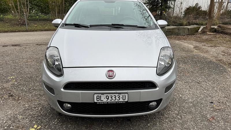 Gebraucht Fiat Punto Easy 95 PS (69 kW) 2012 Kleinwagen