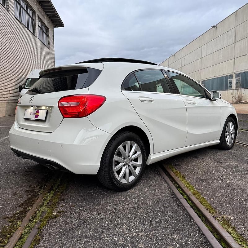 Gebraucht Mercedes A200 Urban 156 PS (114 kW) 2015