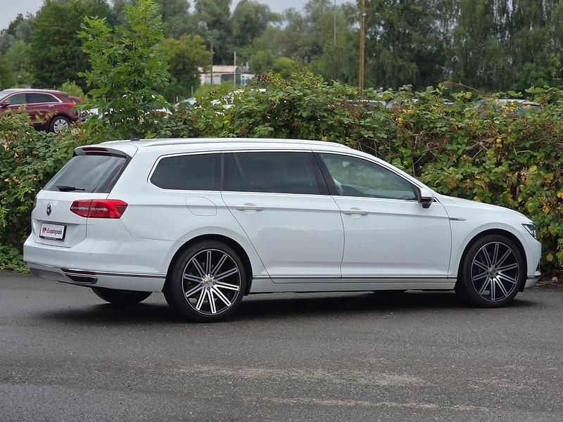 Gebraucht VW Passat Highline 240 PS (176 kW) 2015 Kombi