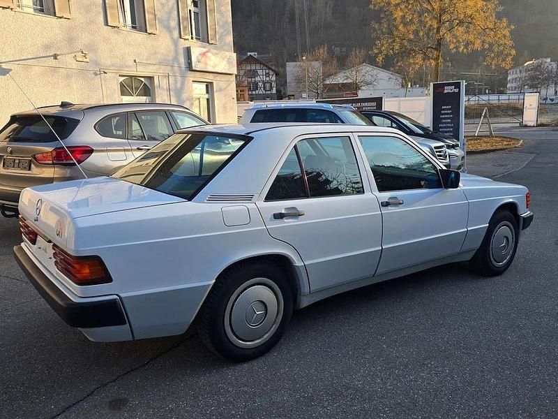 Gebraucht Mercedes 190 160 PS (117 kW) 1988 Limousine