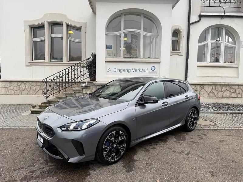 Gray Gebraucht 2025 BMW M135 Kleinwagen | CHF 39’150 (Guter Preis) - Bild 1/4