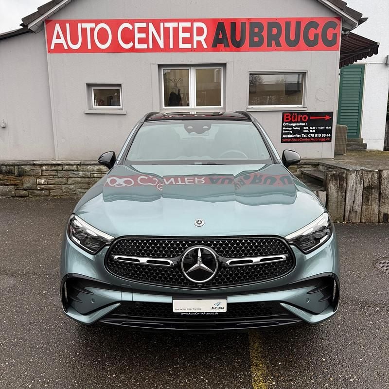 Gebraucht Mercedes GLC300e AMG line 258 PS (189 kW) 2025 SUV