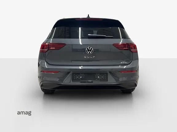 Neu VW Golf VIII Basis 115 PS (84 kW) 2026 Delfingrau metallic Limousine