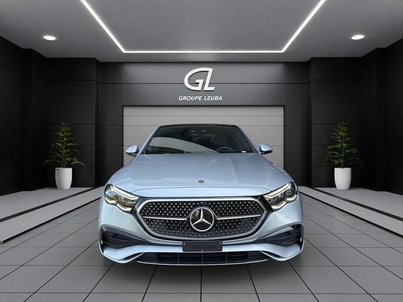 Neu Mercedes E220 197 PS (144 kW) 2025 Grau Limousine
