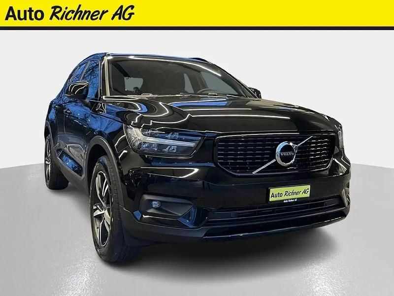 Schwarz Gebraucht 2025 Volvo XC40 R-Design SUV | CHF 29’750 (Superpreis) - Bild 1/4