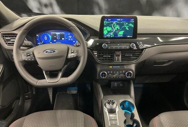 Gebraucht Ford Kuga ST-Line 224 PS (164 kW) 2023 SUV