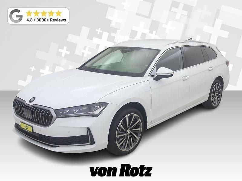 Weiss Gebraucht 2024 Skoda Superb LAURIN & KLEMENT Kombi | CHF 46’950 - Bild 1/3