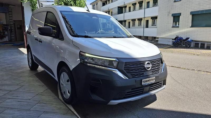 Neu Nissan Townstar Acenta 130 PS (95 kW) 2025 Van