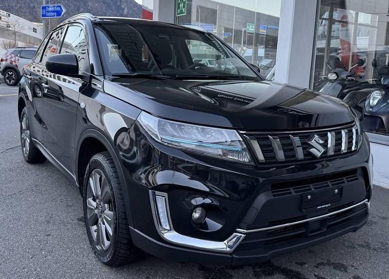 Schwarz Gebraucht 2022 Suzuki Vitara SUV | CHF 21’900 (Etwas zu teuer) - Bild 1/4