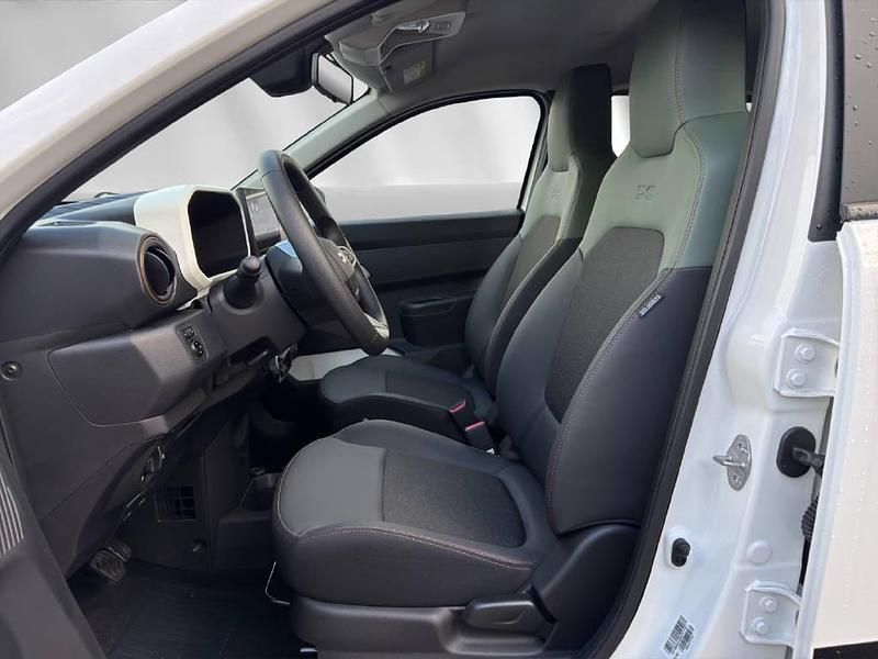 Neu Dacia Spring Extreme 47 kW (65 PS) 2025 Kleinwagen