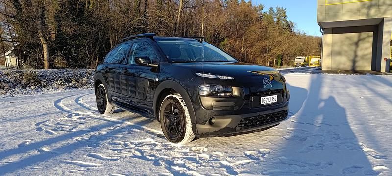 Gebraucht Citroën C4 Cactus Feel 100 PS (73 kW) 2016 Kleinwagen