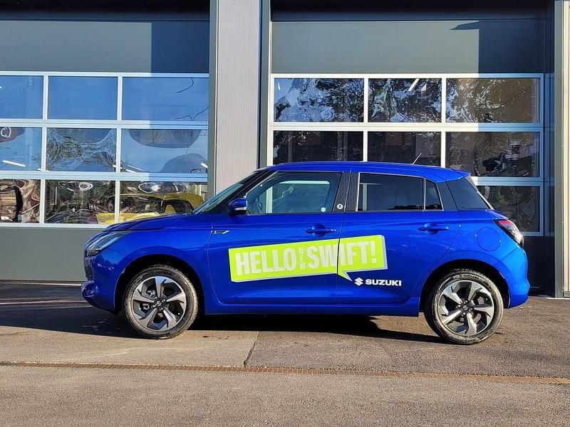 Gebraucht Suzuki Swift 82 PS (60 kW) 2024 Blau Kleinwagen