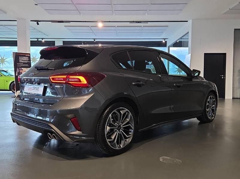 Gebraucht Ford Focus ST-Line X 155 PS (114 kW) 2023 Limousine