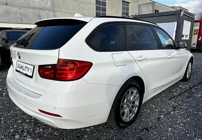 Gebraucht BMW 320 Luxury Line 184 PS (135 kW) 2013 Kombi