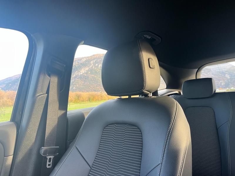 Gebraucht Mercedes EQA250 140 kW (191 PS) 2022 SUV