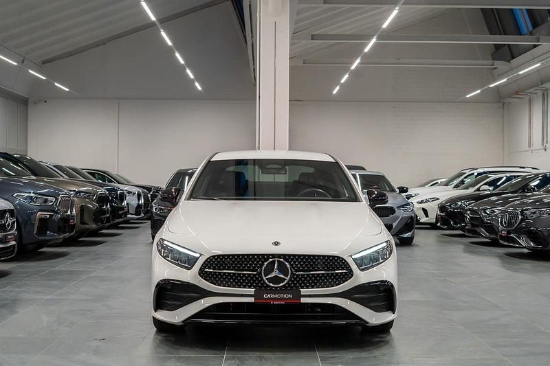 Gebraucht Mercedes A200 AMG line 163 PS (119 kW) 2024 Limousine