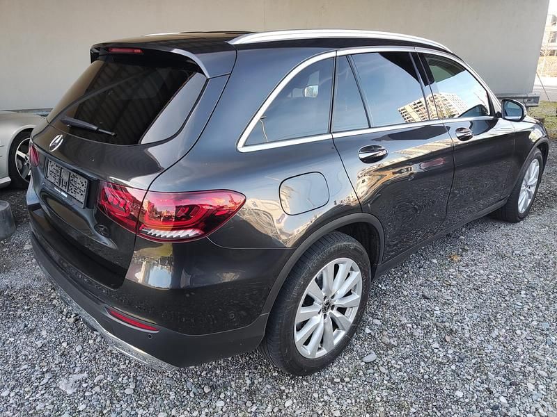 Gebraucht Mercedes GLC220 194 PS (142 kW) 2019